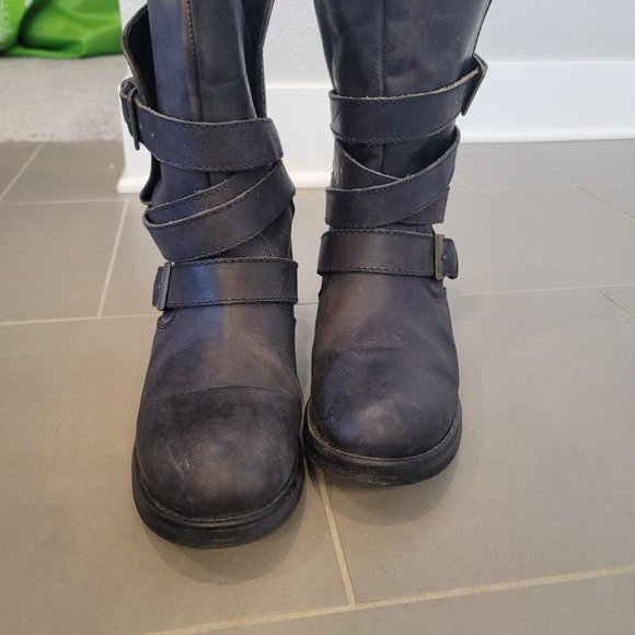 Steve Madden Brewzzer boots, size 9M - Picture 3 of 3